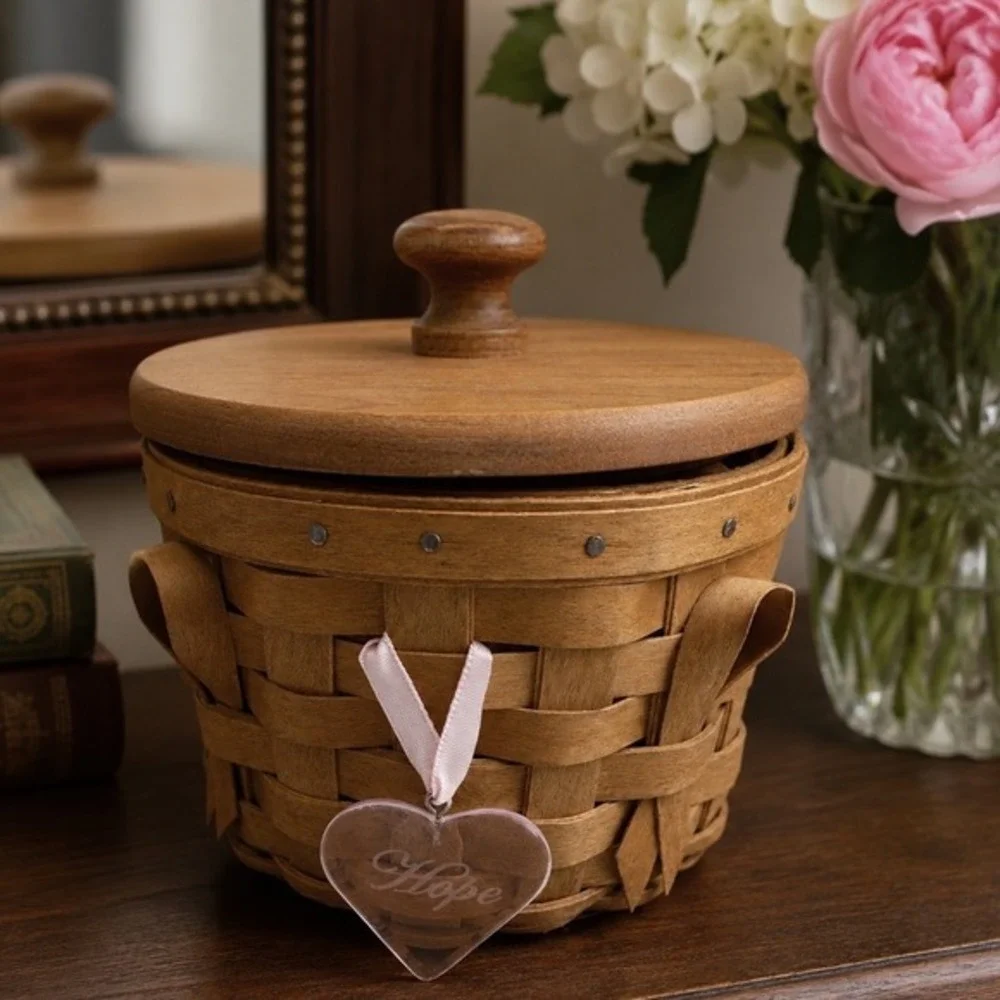 Longaberger 2006 Horizon of Hope Basket Wood Lid‎ Liner Heart Charm Vintage 18